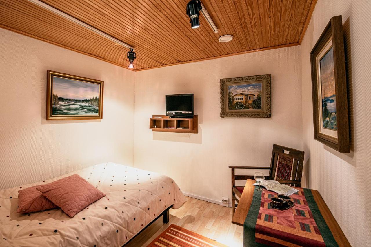 Juhlamenot Oy Villa Soderkulla  Exteriör bild